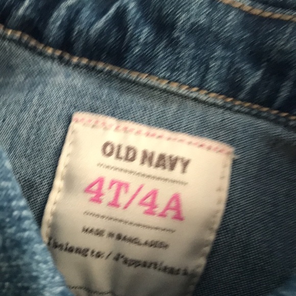 Girls old navy jean jacket - Picture 2 of 3